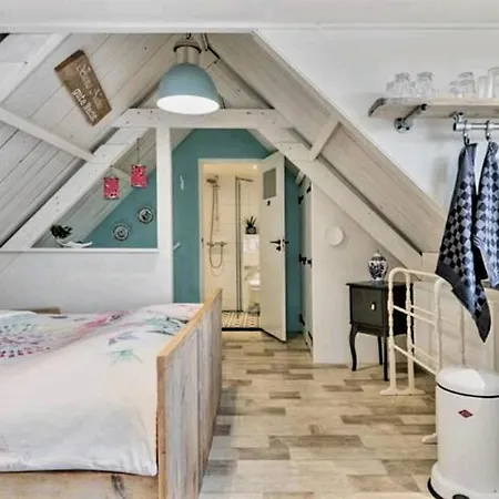 De Oude Smederij Voor 2 Personen In 't Veld Apartment De Leijen